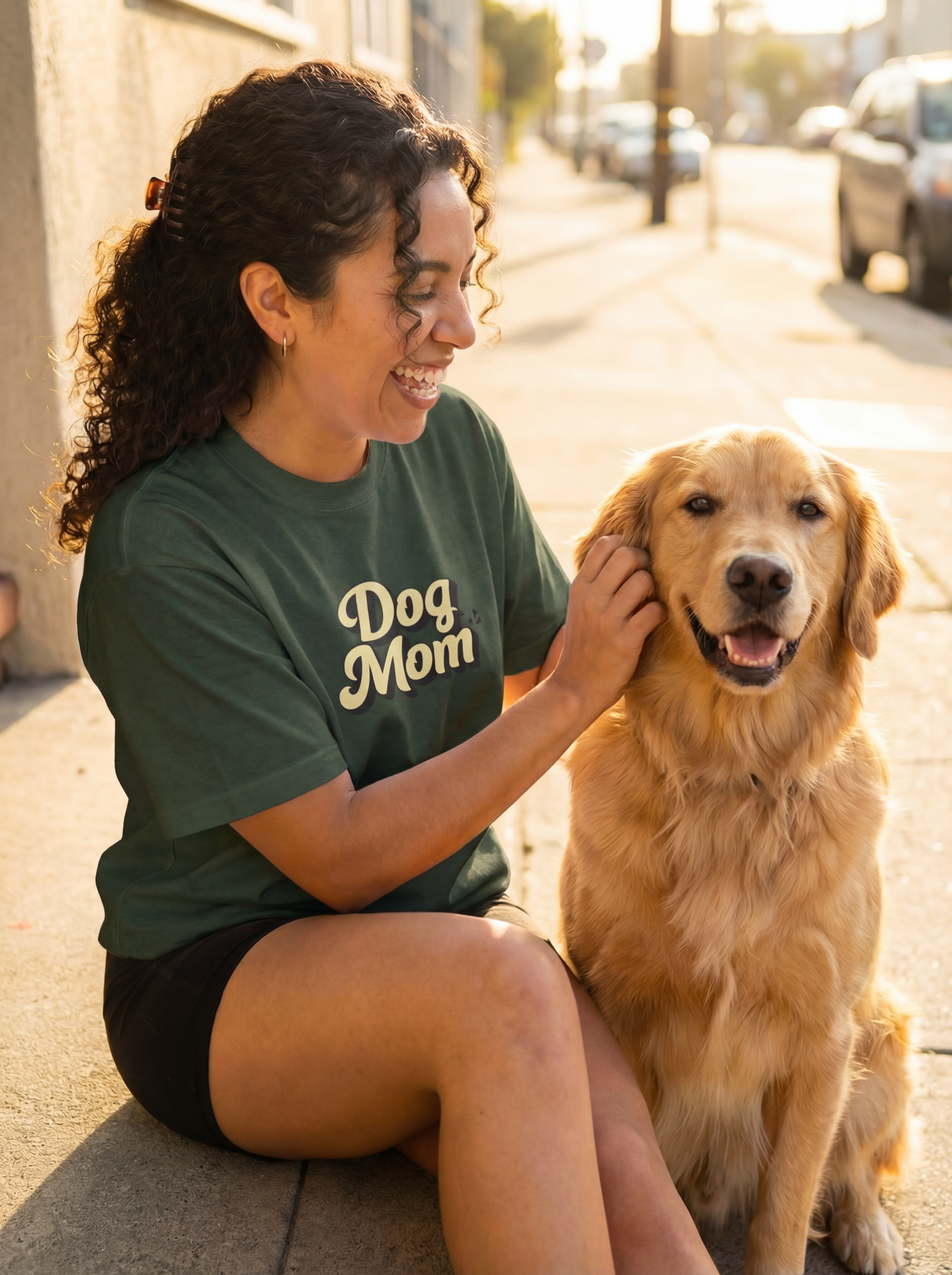 Retro Tee — Dog Mom