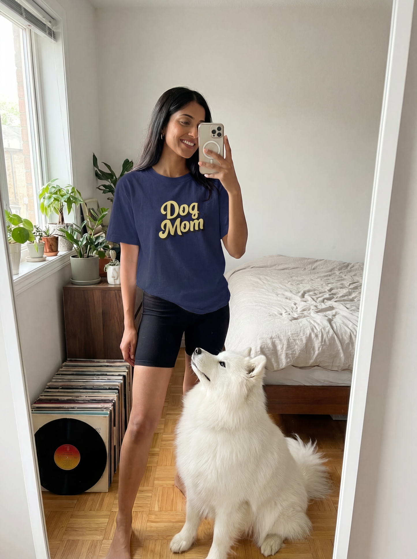 Retro Tee — Dog Mom